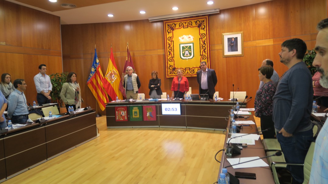 Recriminan la actitud de Vox, que evita el minuto de silencio en el pleno de Calp