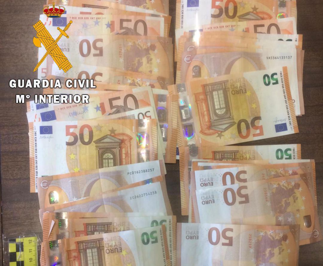 Dinero recuperado por la Guardia Civil Dinero recuperado por la Guardia Civil