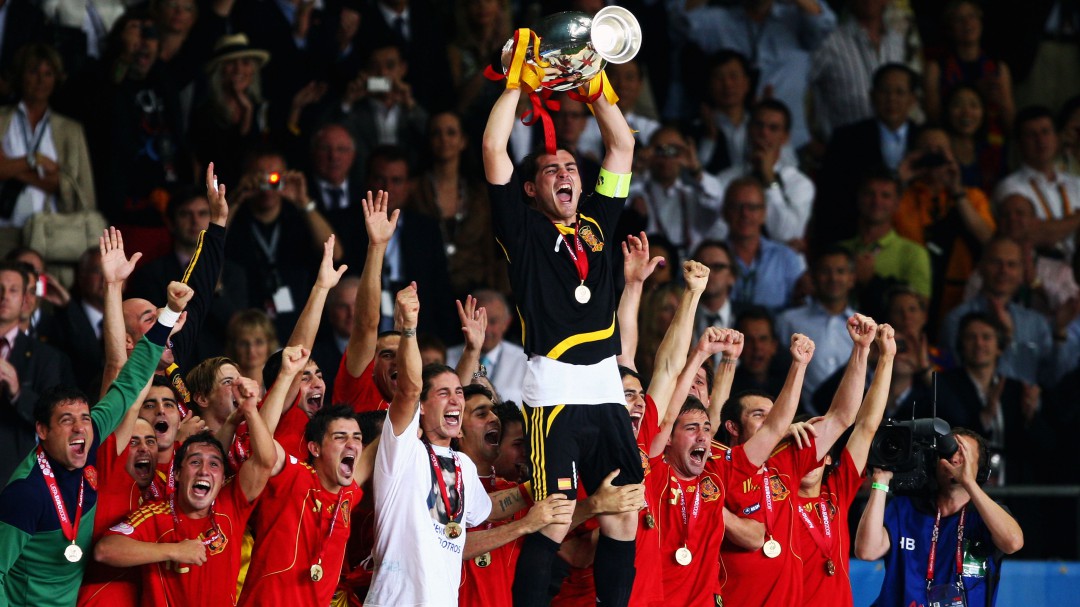 Los (pocos) campeones de la 'España de oro' que siguen en activo
