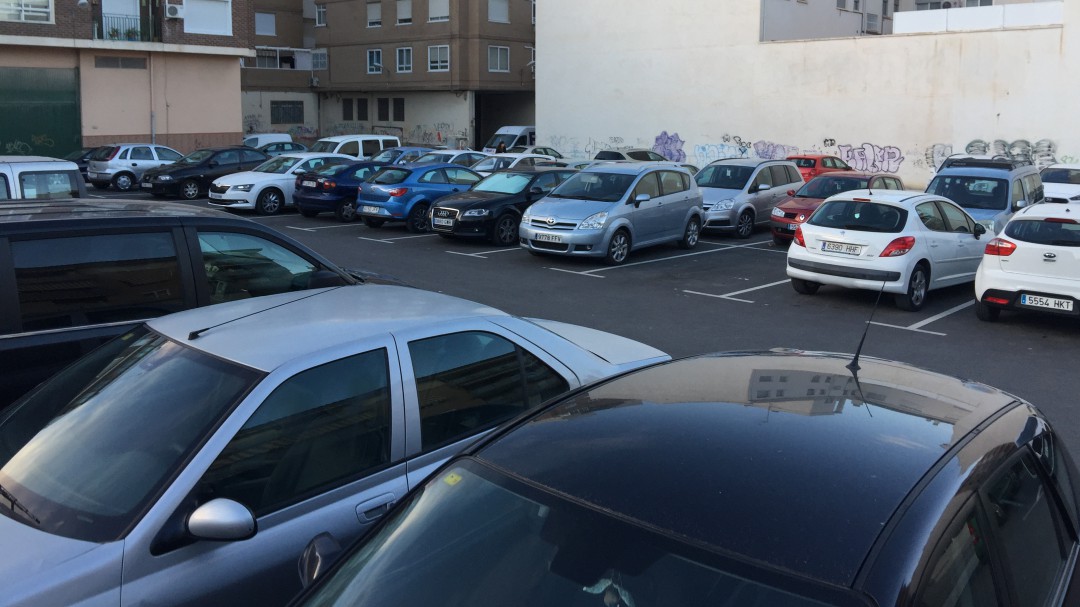 Petrer reabre el parking de la calle Pintor Zurbarán