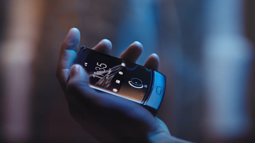 Motorola revive su mítico Razr y lo convierte en un móvil plegable