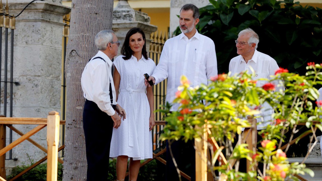 Reunión por sorpresa del rey con Raúl Castro en su visita de Estado a Cuba