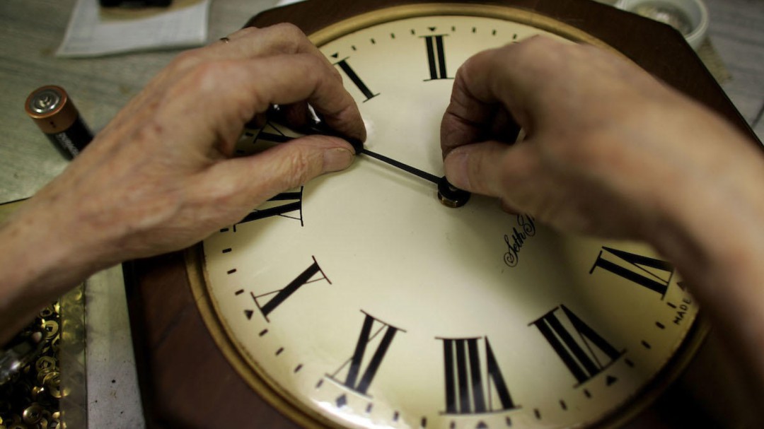 ¿Tenía Canarias cinco husos horarios distintos hasta el año 1920?