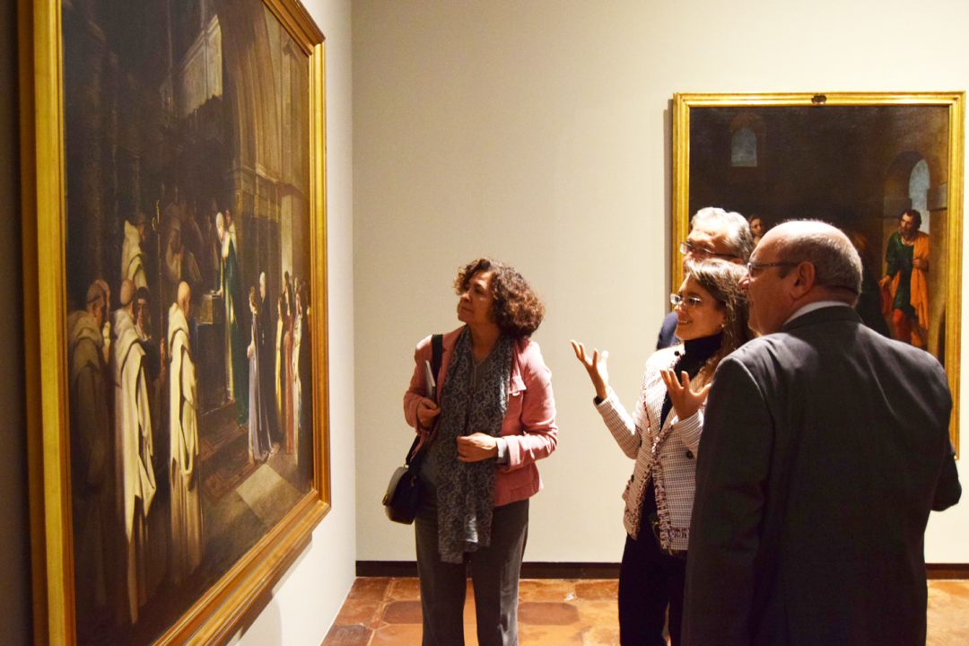 La rectora de la UGR, Pilar Aranda, admira uno de los cuadros de la exposición sobre las obras del Museo del Prado que tiene confiadas la institución granadina La rectora de la UGR, Pilar Aranda, admira uno de los cuadros de la exposición sobre las obras del Museo del Prado que tiene confiadas la institución granadina