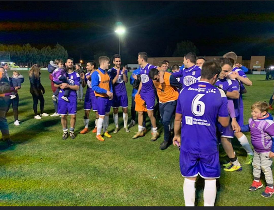 El Becerril (Palencia) consigue una victoria histórica en Copa del Rey El Becerril (Palencia) consigue una victoria histórica en Copa del Rey