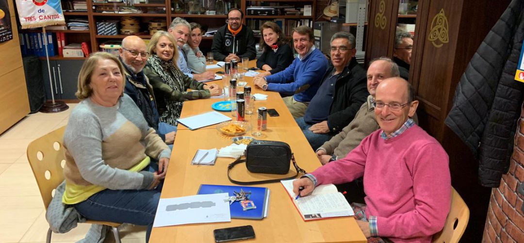 El alcalde, Jesús Moreno, ha presentado estas propuestas a los representantes de las casas regionales El alcalde, Jesús Moreno, ha presentado estas propuestas a los representantes de las casas regionales