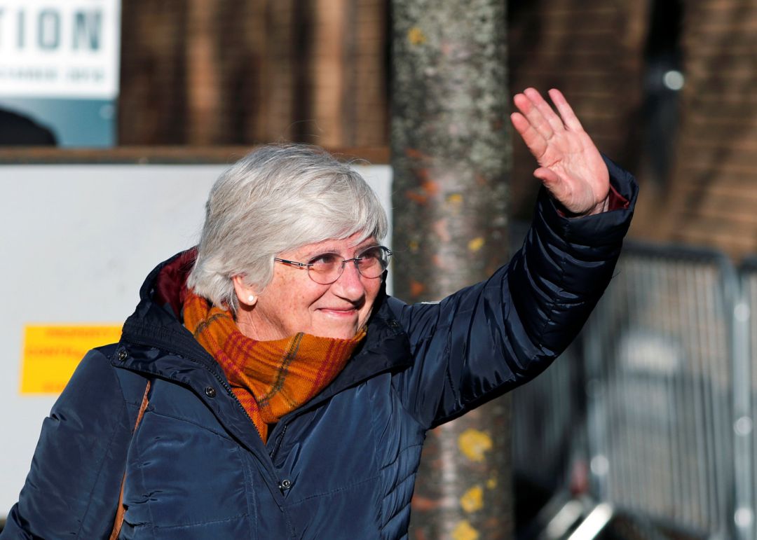 Clara Ponsatí llega a una comisaria de Edimburgo. Clara Ponsatí llega a una comisaria de Edimburgo.