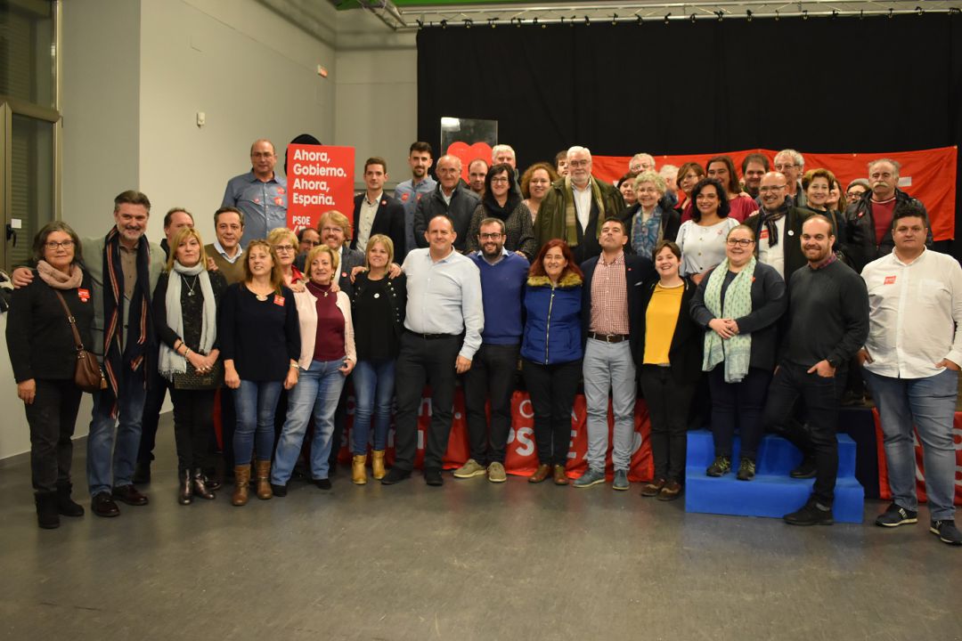 Foto de familia de militantes del PSOE de Segovia Foto de familia de militantes del PSOE de Segovia