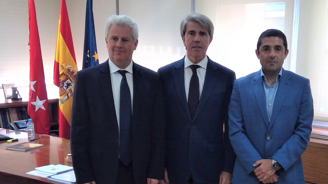 Garrido acusa al Ministerio de Fomento de tener paralizado el proyecto de variante para la A-1