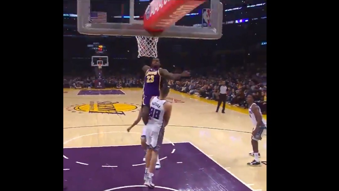 La exhibición de LeBron en el último partido de la NBA