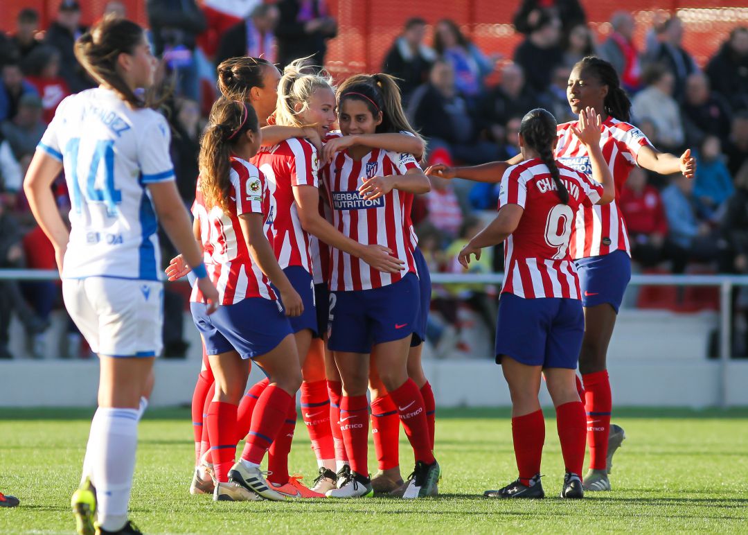 Las jugadoras del Atlético en el partido de Liga Iberdrola frente al Deportivo Las jugadoras del Atlético en el partido de Liga Iberdrola frente al Deportivo