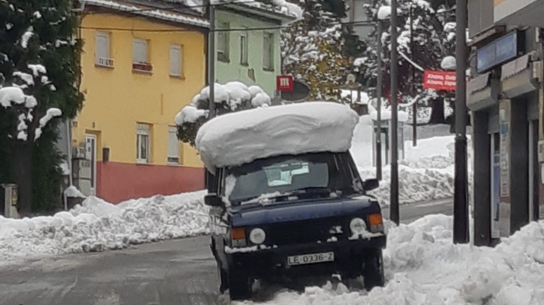 Parte del Alto Sil y Laciana, sin luz ni teléfono debido al temporal de nieve