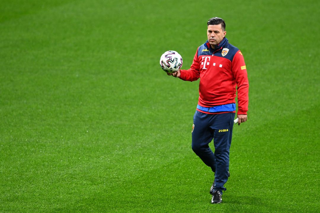 Cosmin Contra, durante un entrenamiento de la selección rumana Cosmin Contra, durante un entrenamiento de la selección rumana