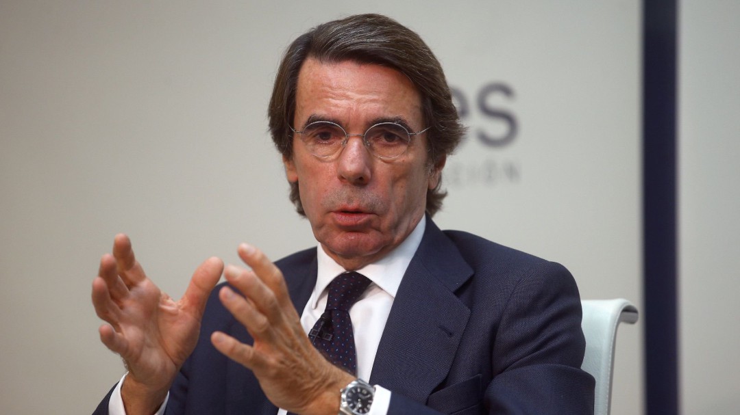Aznar descarta una abstención del PP a la investidura de Sánchez: "Está totalmente fuera de la realidad"