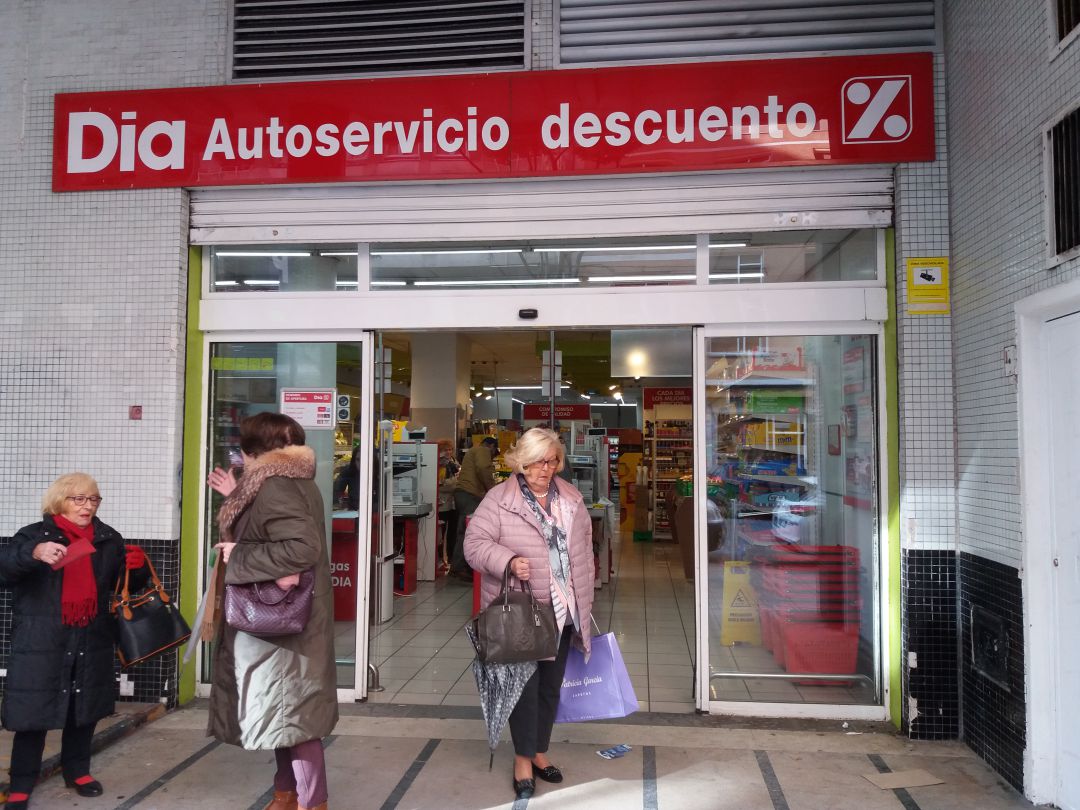 Imagen de uno de los comercios minoristas cuyos trabajadores amenazan con nuevas movilizaciones Imagen de uno de los comercios minoristas cuyos trabajadores amenazan con nuevas movilizaciones