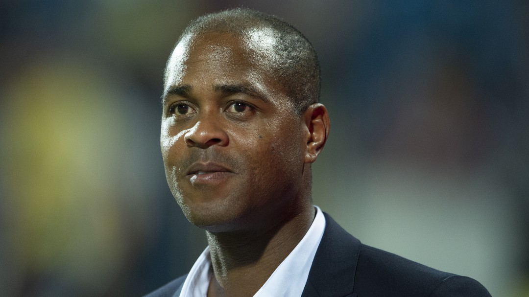 Kluivert: "Echar a Víctor Valdés fue duro, pero no me arrepiento de nada"