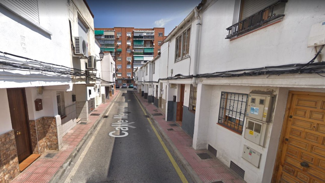 Hallado el cadáver de un taxista degollado en su taxi