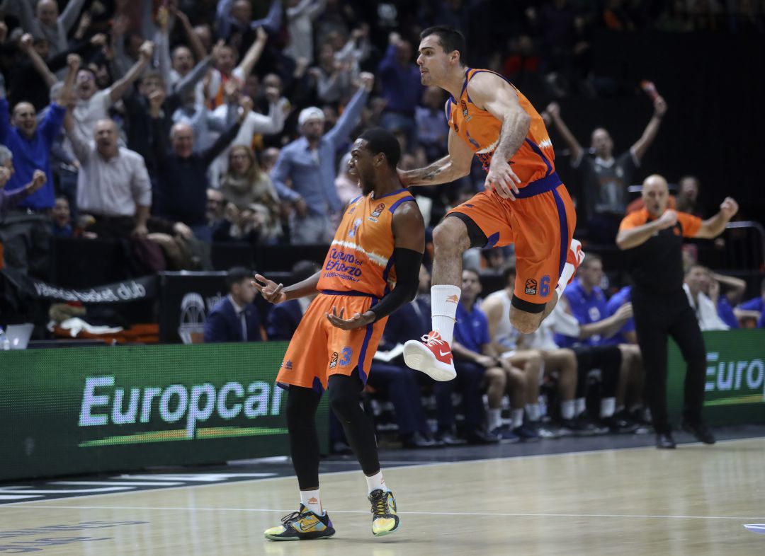Jordan Loyd y Alberto Abalde, los líderes de la victoria de Valencia Basket Jordan Loyd y Alberto Abalde, los líderes de la victoria de Valencia Basket