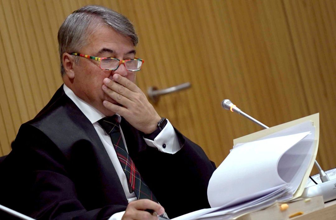 El abogado de los cuatro miembros de La Manada, Agustín Martínez Becerra durante el juicio por los hechos acaecidos en Pozoblanco El abogado de los cuatro miembros de La Manada, Agustín Martínez Becerra durante el juicio por los hechos acaecidos en Pozoblanco