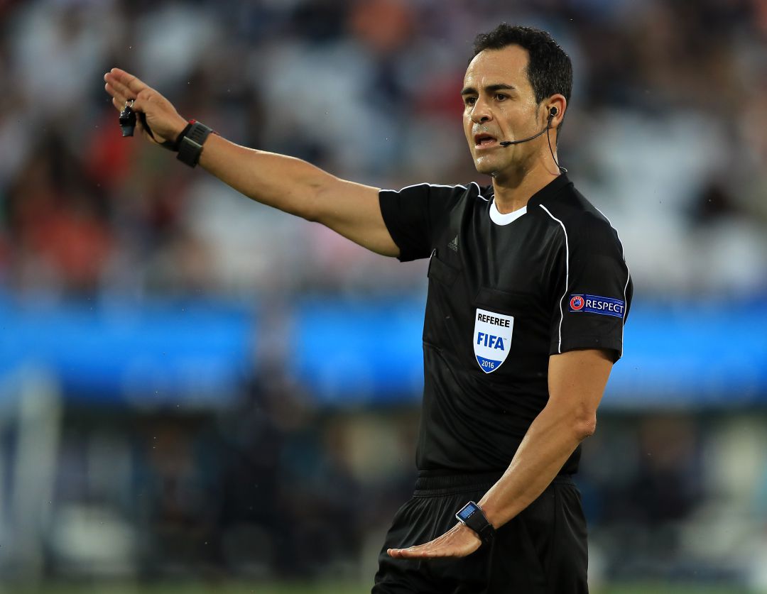 Velasco Carballo pita un partido Croacia - Portugal de la Euro 2016. Velasco Carballo pita un partido Croacia - Portugal de la Euro 2016.