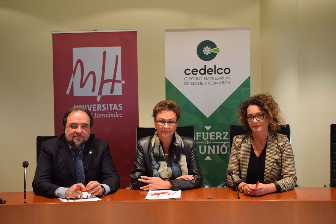 Joaquín Garrido, Maria Teresa Pérez Vazquez y Beatriz Serrano Joaquín Garrido, Maria Teresa Pérez Vazquez y Beatriz Serrano
