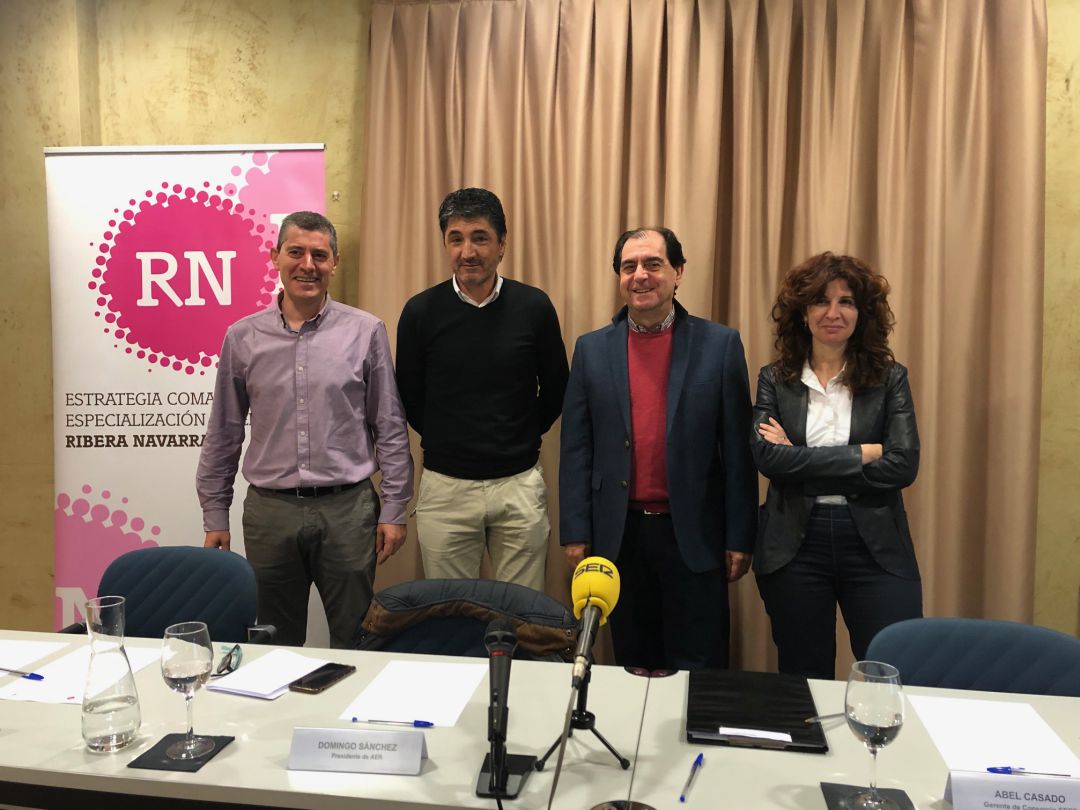 Abel Casado, segundo por la derecha, en una rueda de prensa del Consorcio EDER Abel Casado, segundo por la derecha, en una rueda de prensa del Consorcio EDER
