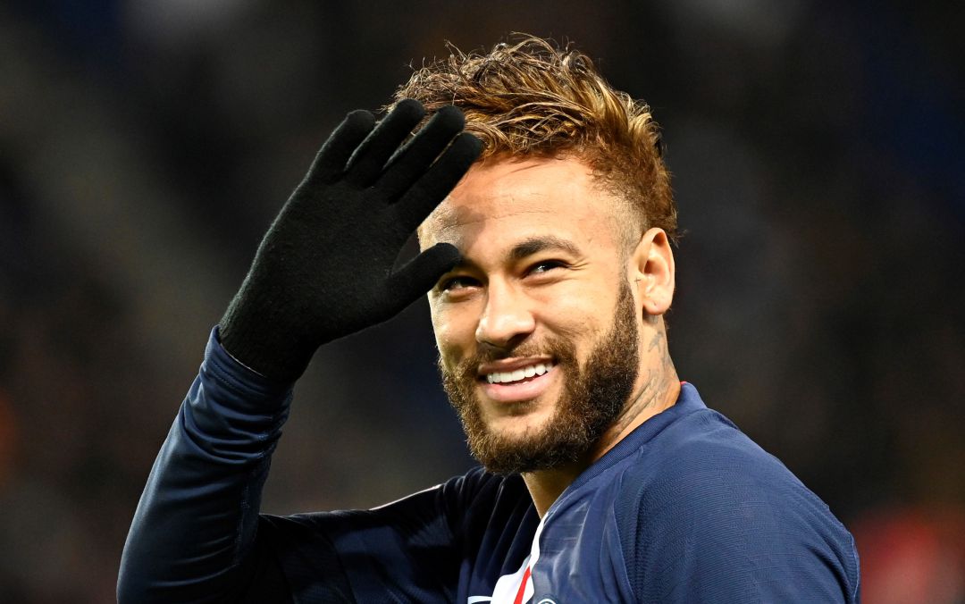 Neymar, durante un partido contra el Lille. Neymar, durante un partido contra el Lille.