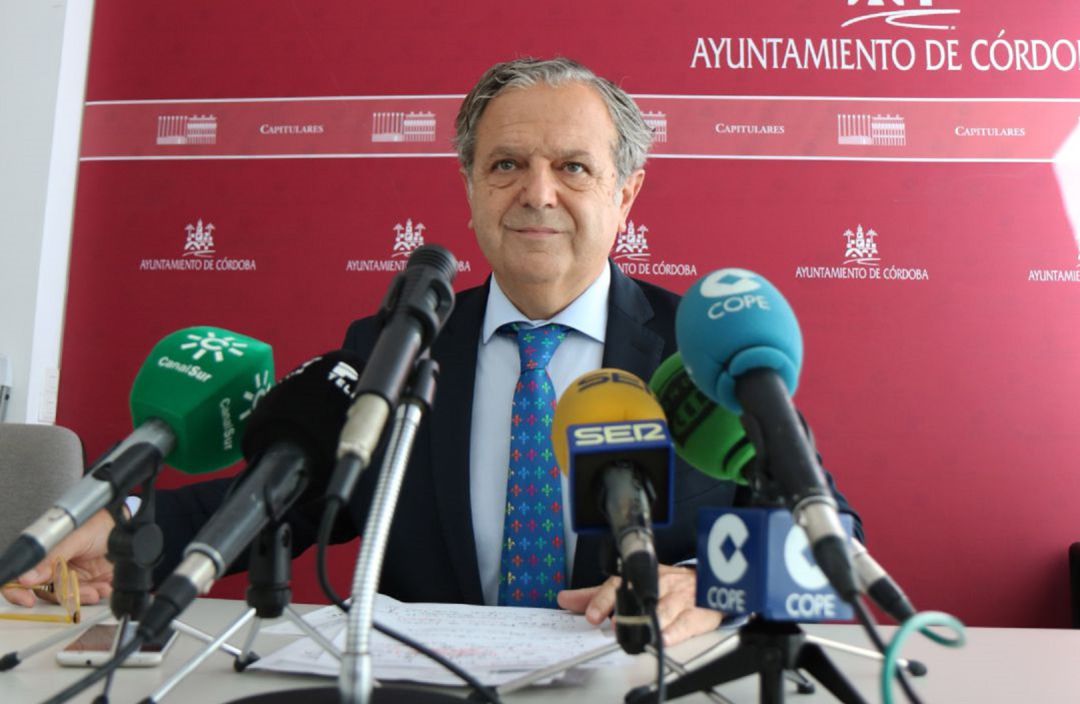 Salvador Fuentes Salvador Fuentes