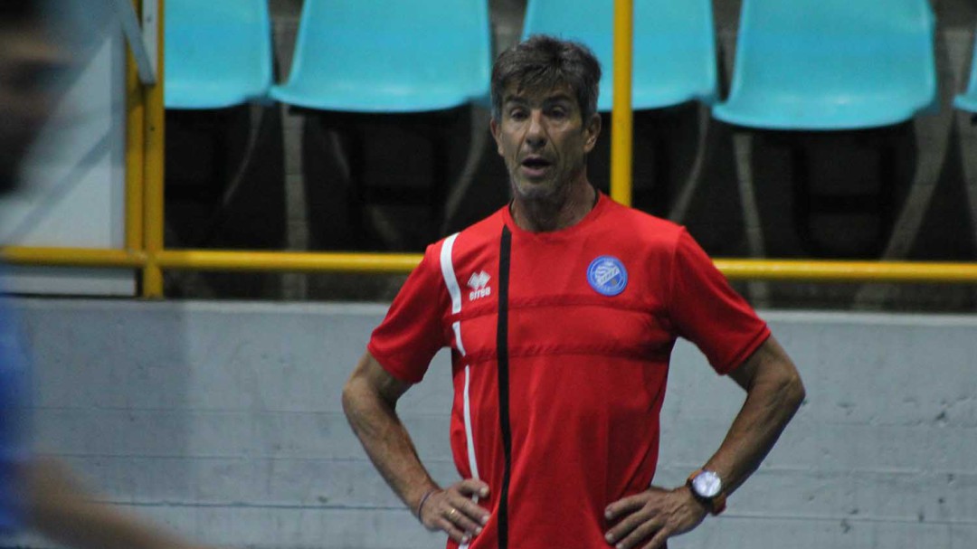 Dolorosa derrota en Dos Hermanas del XDFC Toyota Nimauto (6-5)