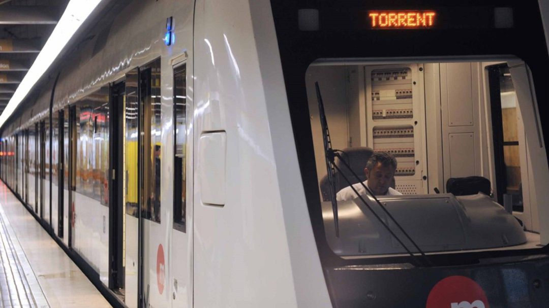 La estación de metro de Plaza España ha sido cerrada durante diez minutos debido a la presencia de partículas de gas pimienta en las instalaciones La estación de metro de Plaza España ha sido cerrada durante diez minutos debido a la presencia de partículas de gas pimienta en las instalaciones