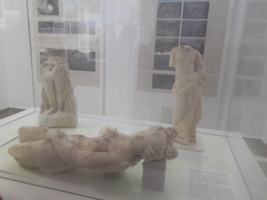 Esculturas de Venus halladas en la Villa Romana de Salar (Granada) Esculturas de Venus halladas en la Villa Romana de Salar (Granada)