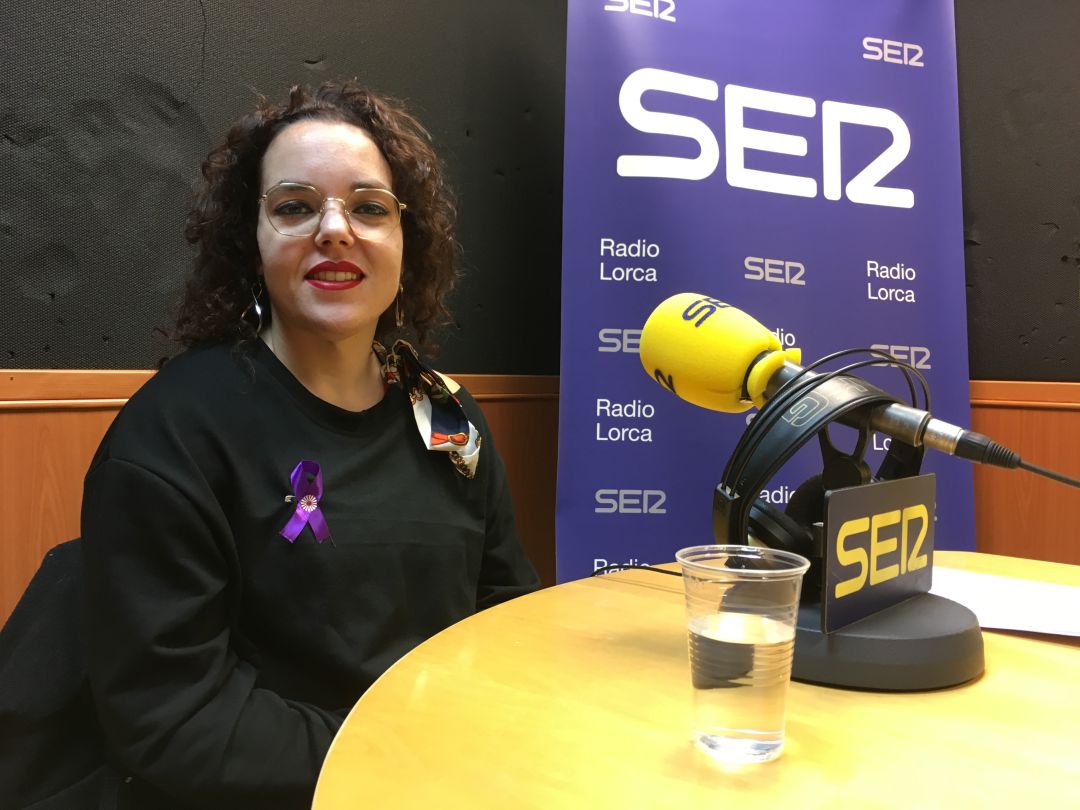 25N: "La mujer gitana se enfrenta a una doble discriminación" 25N: "La mujer gitana se enfrenta a una doble discriminación"