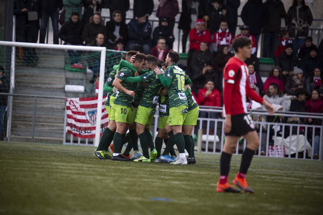 El Guijuelo recupera la victoria y gana 2-0 al Bilbao Athletic: 'Este es el Guijuelo que queremos, y por ello hemos apostado' El Guijuelo recupera la victoria y gana 2-0 al Bilbao Athletic: 'Este es el Guijuelo que queremos, y por ello hemos apostado'
