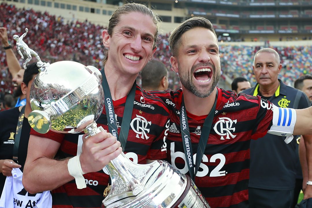 Filipe Luis, durante la celebración de la Copa Libertadores con el Flamengo Filipe Luis, durante la celebración de la Copa Libertadores con el Flamengo