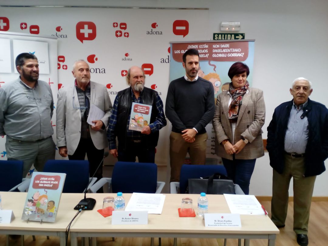 Adona presenta el proyecto 'Buscando donantes, encontrando razones' Adona presenta el proyecto 'Buscando donantes, encontrando razones'