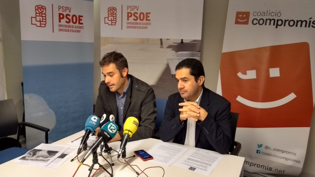PSOE y Compromís piden a Mazón no "disfrazarse de superhéroe"