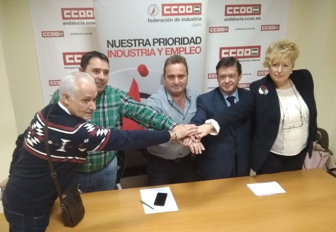 Representantes sindicales y cargos directivos de Algama. Representantes sindicales y cargos directivos de Algama.