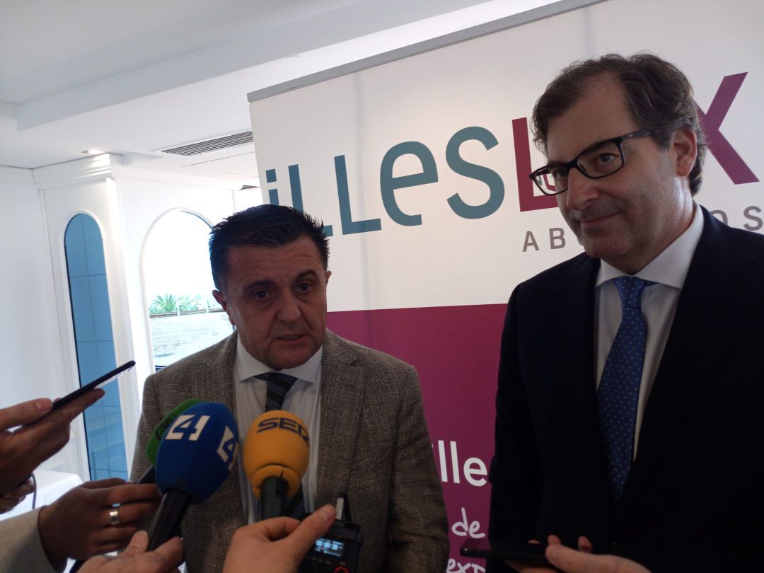 "Un hotelero de las Islas con este clima no importa que se fusione" "Un hotelero de las Islas con este clima no importa que se fusione"