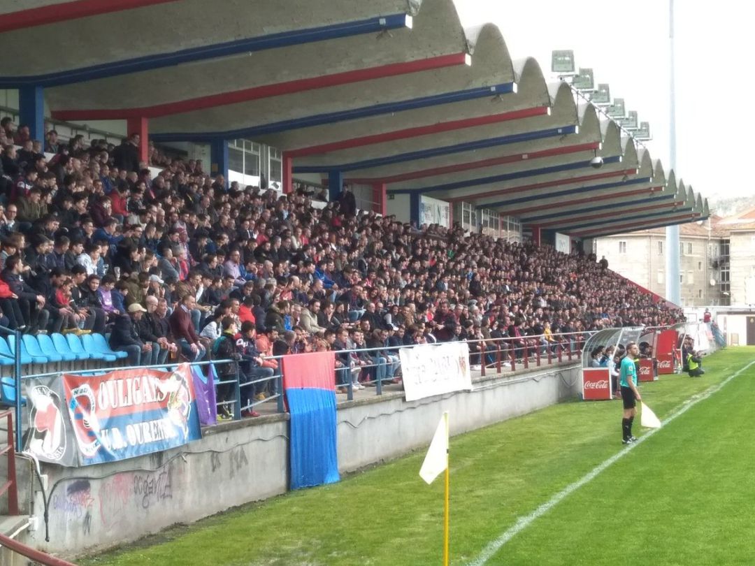 Asemblea Xeral Extraordinaria da Unión Deportiva Ourense Asemblea Xeral Extraordinaria da Unión Deportiva Ourense