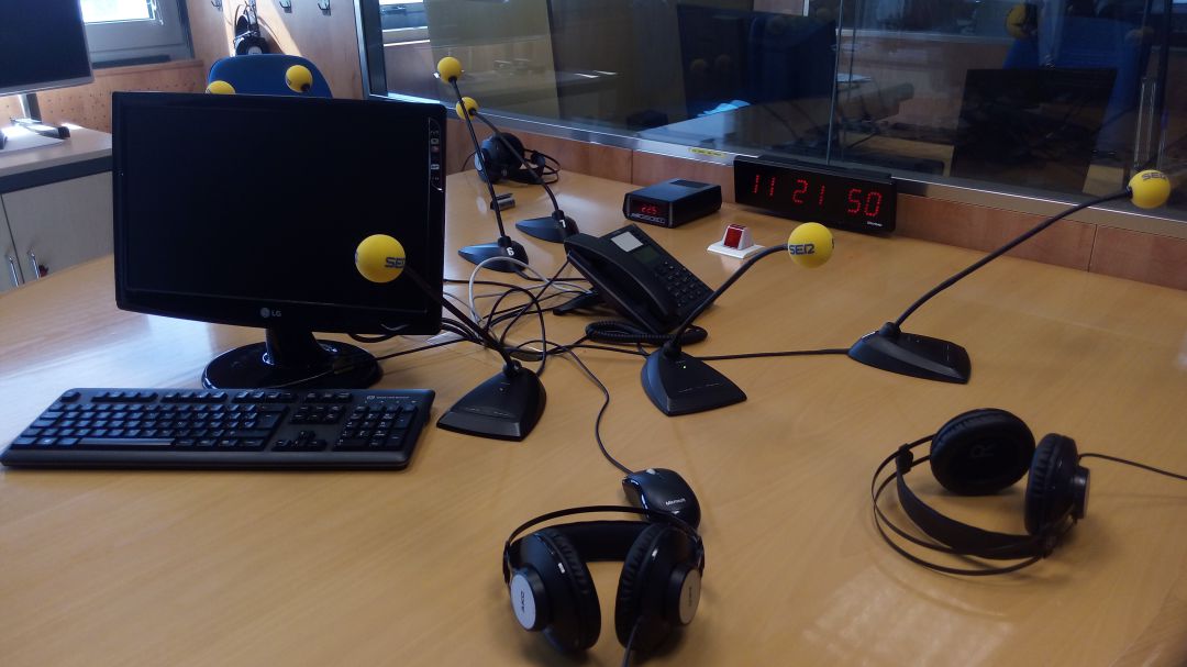 La cadena SER mantiene el liderazgo al frente de la radio en Navarra La cadena SER mantiene el liderazgo al frente de la radio en Navarra