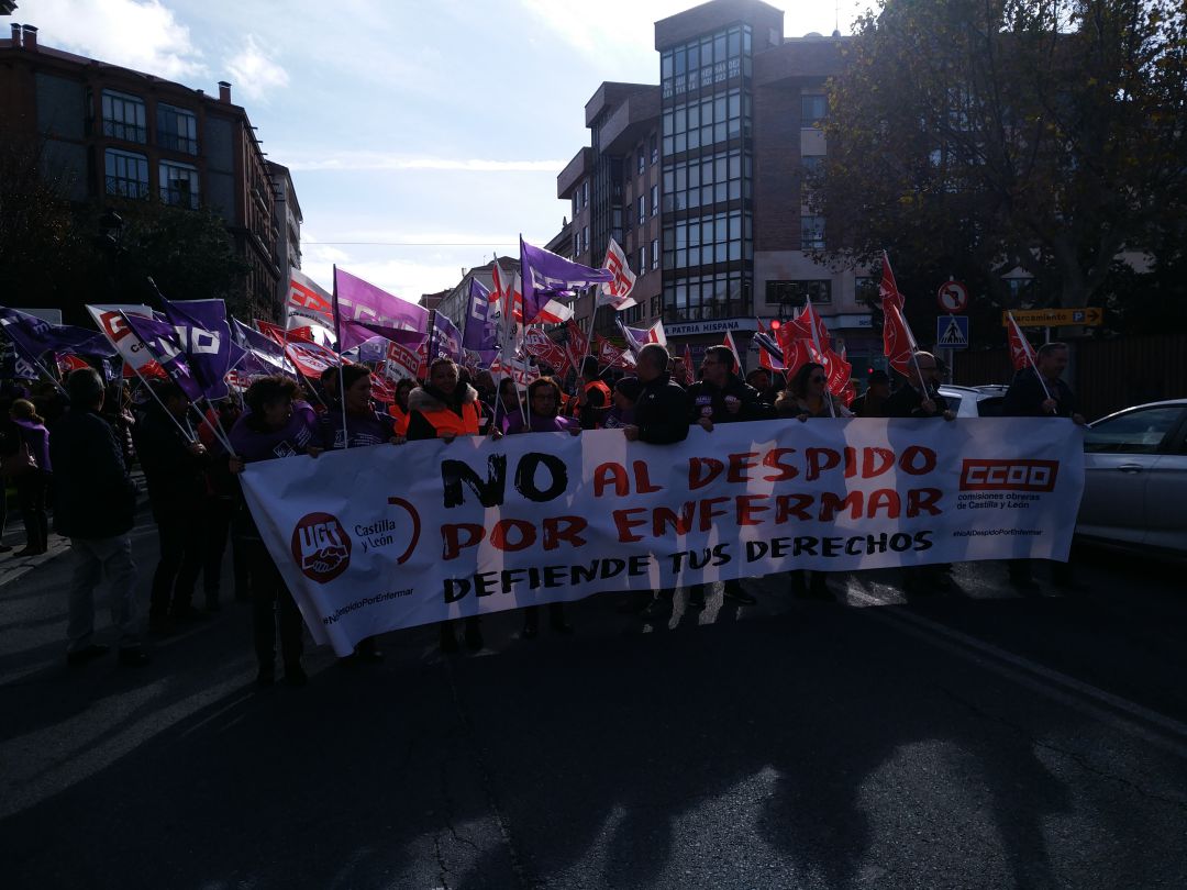 Los sindicatos se concentraron a las puertas de la Subdelegación del Gobierno Los sindicatos se concentraron a las puertas de la Subdelegación del Gobierno