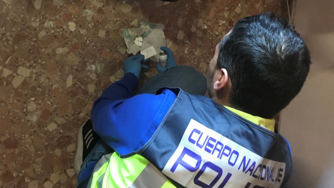 Detenida por tráfico de droga tras denuncia en la web de la Policía Nacional