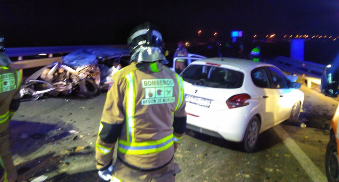 Un muerto y tres heridos en un accidente de tráfico en la AP-7 en San Javier Un muerto y tres heridos en un accidente de tráfico en la AP-7 en San Javier