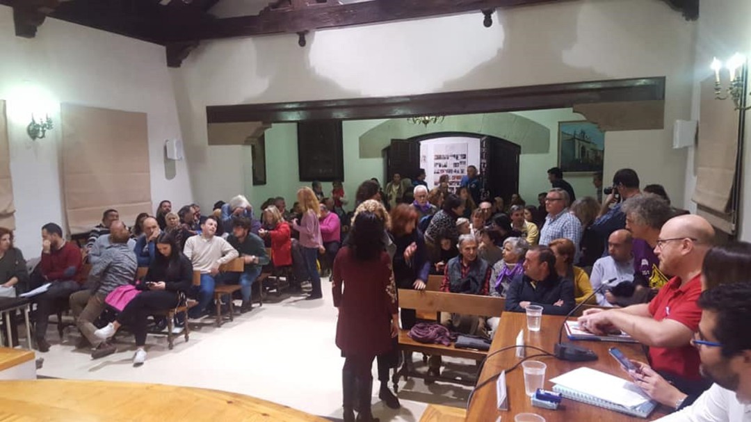 Máxima tensión en el pleno del Ayuntamiento de El Espinar
