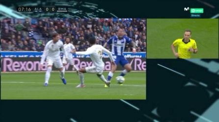 La jugada del penalti entre Aleix vidal y Militao La jugada del penalti entre Aleix vidal y Militao