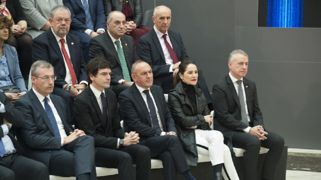 Urkullu: "Estamos en un momento marcado por mensajes xenófobos en relación con la inmigración"