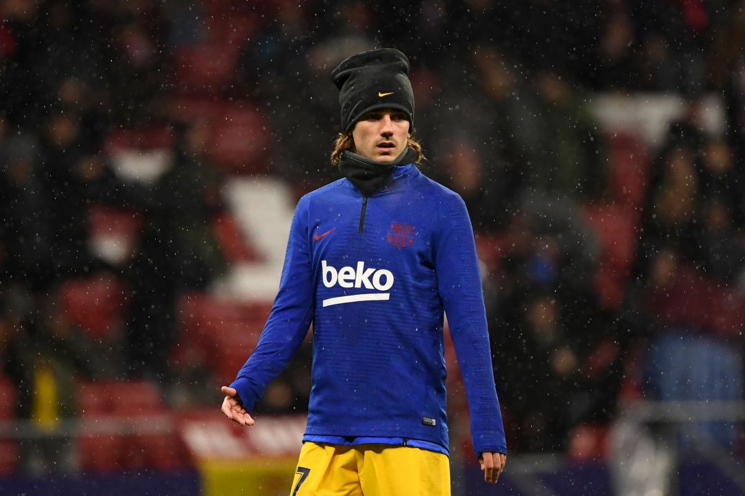 Antoine Griezmann, calentando en el Metropolitano con el Barcelona. Antoine Griezmann, calentando en el Metropolitano con el Barcelona.