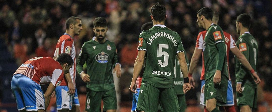 Un momento del partido Un momento del partido