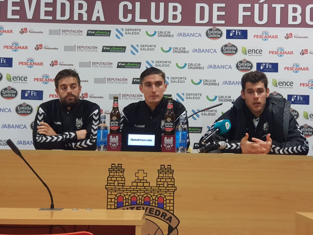 El Pontevedra se atasca en casa contra el Langreo (0-0) El Pontevedra se atasca en casa contra el Langreo (0-0)