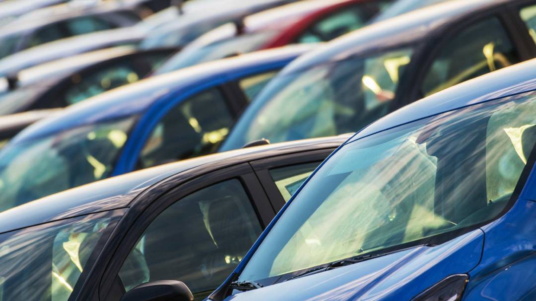 Solo un 2% de los coches vendidos en noviembre es eléctrico